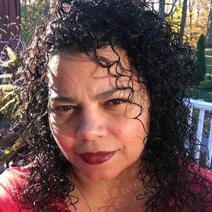 Meet your Posher, Bernadette